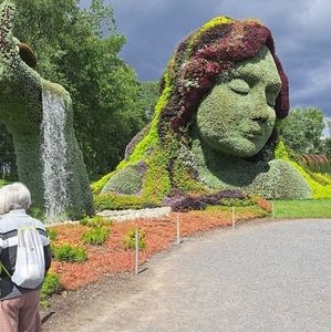 Meet your Posher, Fabienne